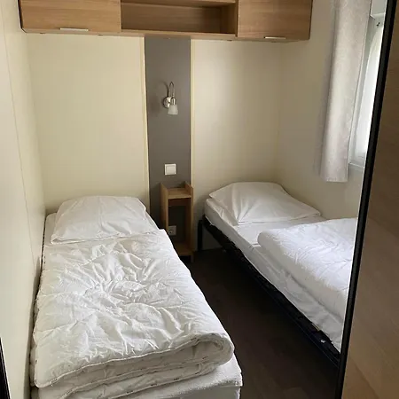 Kamp alanı Des Crocs Saint-Quentin-en-Tourmont